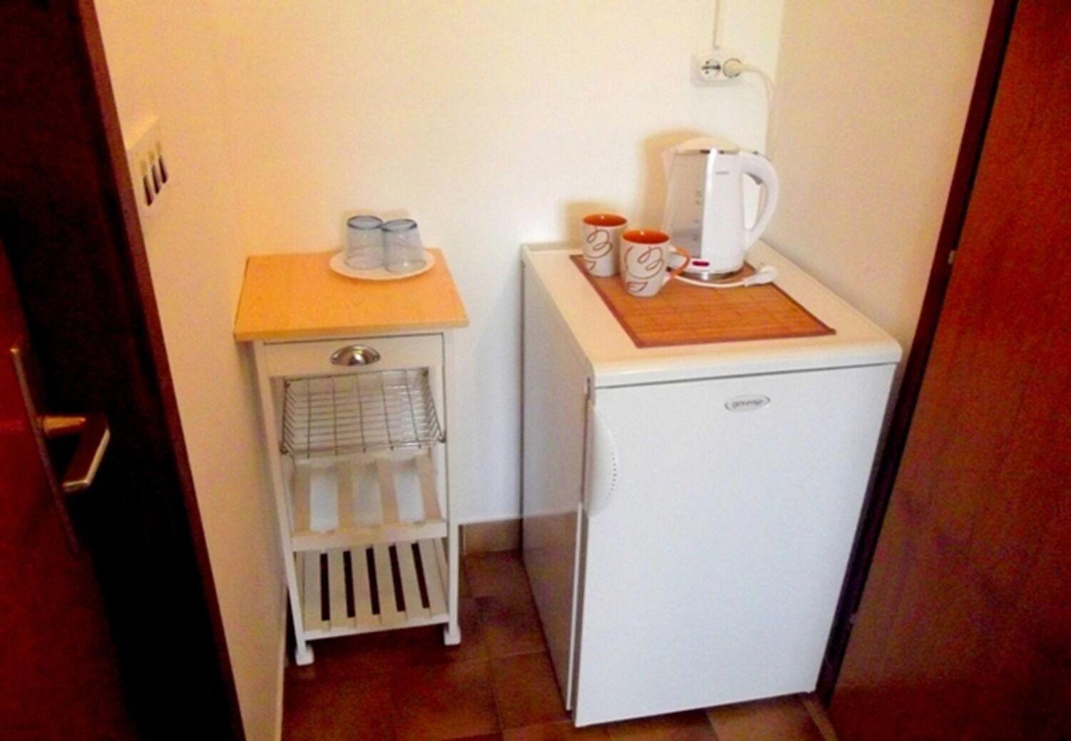 Apartments And Rooms Ognjen - Family Apartments With Free Parking بيتينا المظهر الخارجي الصورة
