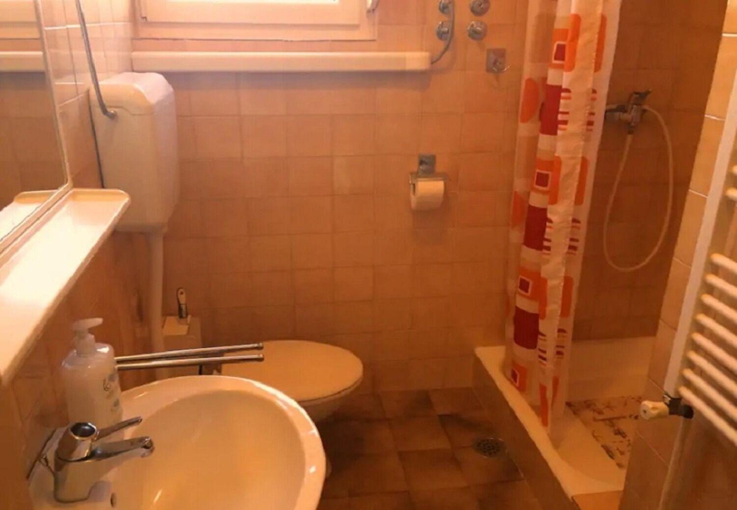Apartments And Rooms Ognjen - Family Apartments With Free Parking بيتينا المظهر الخارجي الصورة